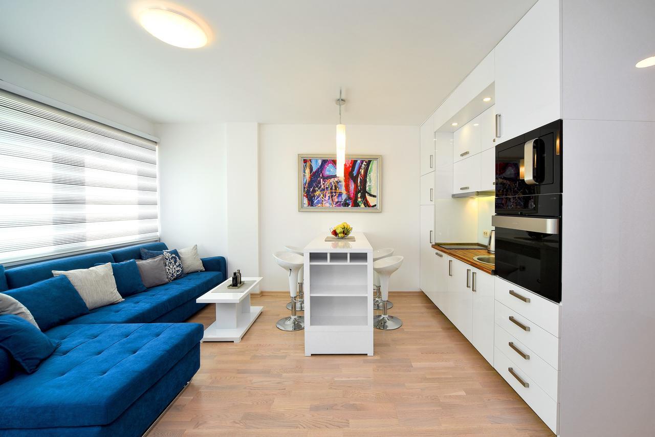 Lux Beach Apartment Будва Екстер'єр фото