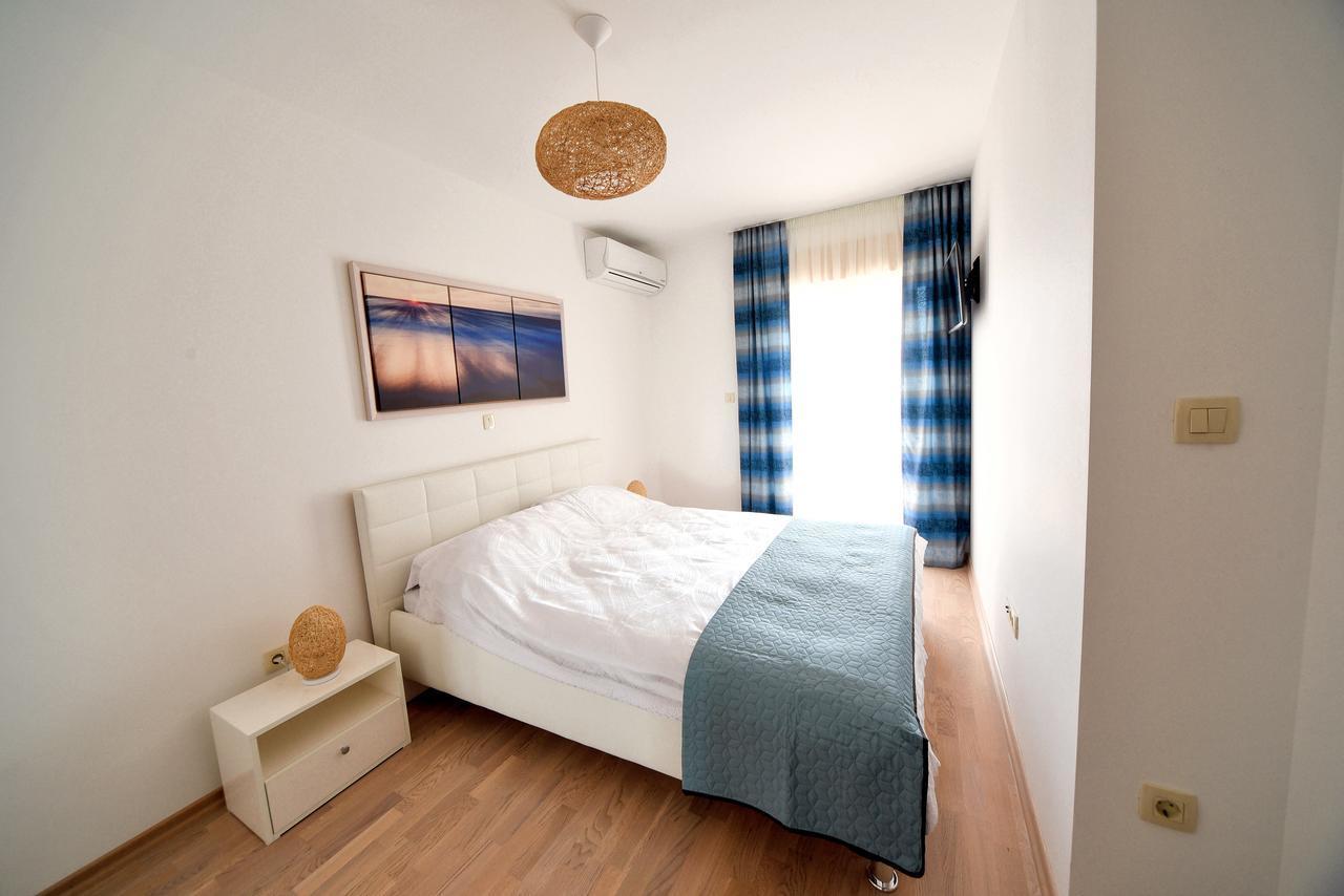 Lux Beach Apartment Будва Екстер'єр фото
