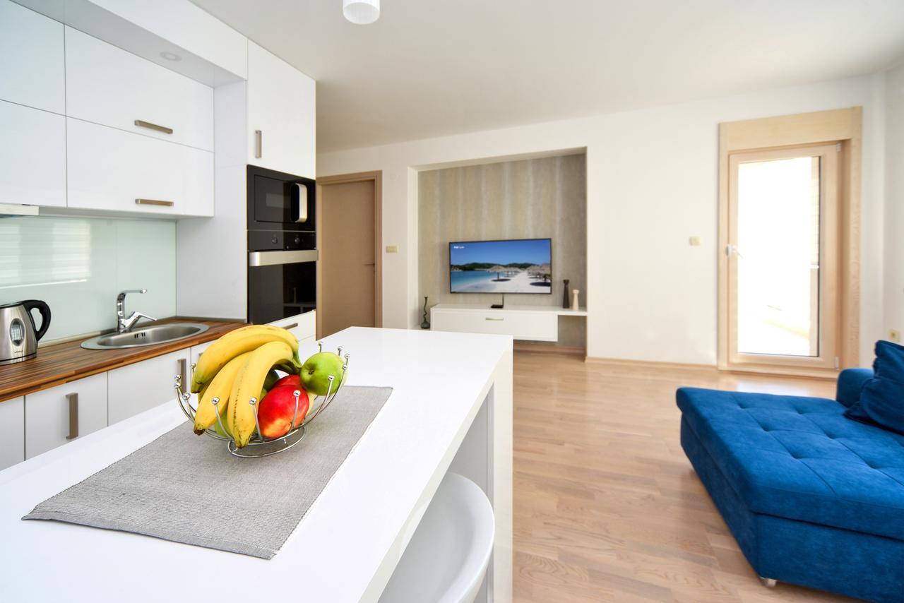 Lux Beach Apartment Будва Екстер'єр фото